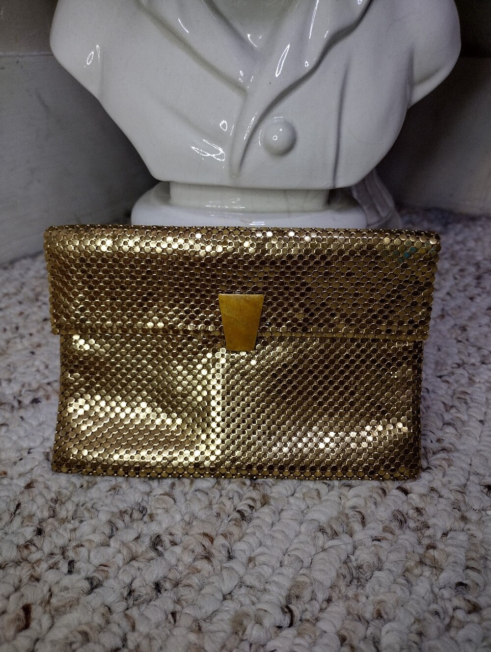 Vintage 1940's Whiting & Davis Co. Mesh Gold Clutch With Art Deco Style Clasp